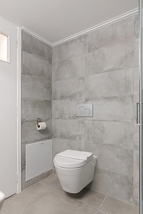 Spacious Two Bedroom Apartment In Central Location Atenas Exterior foto
