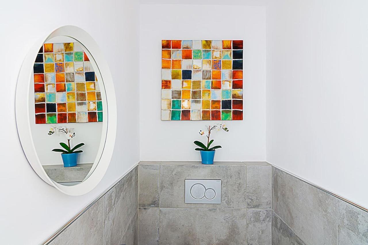 Spacious Two Bedroom Apartment In Central Location Atenas Exterior foto